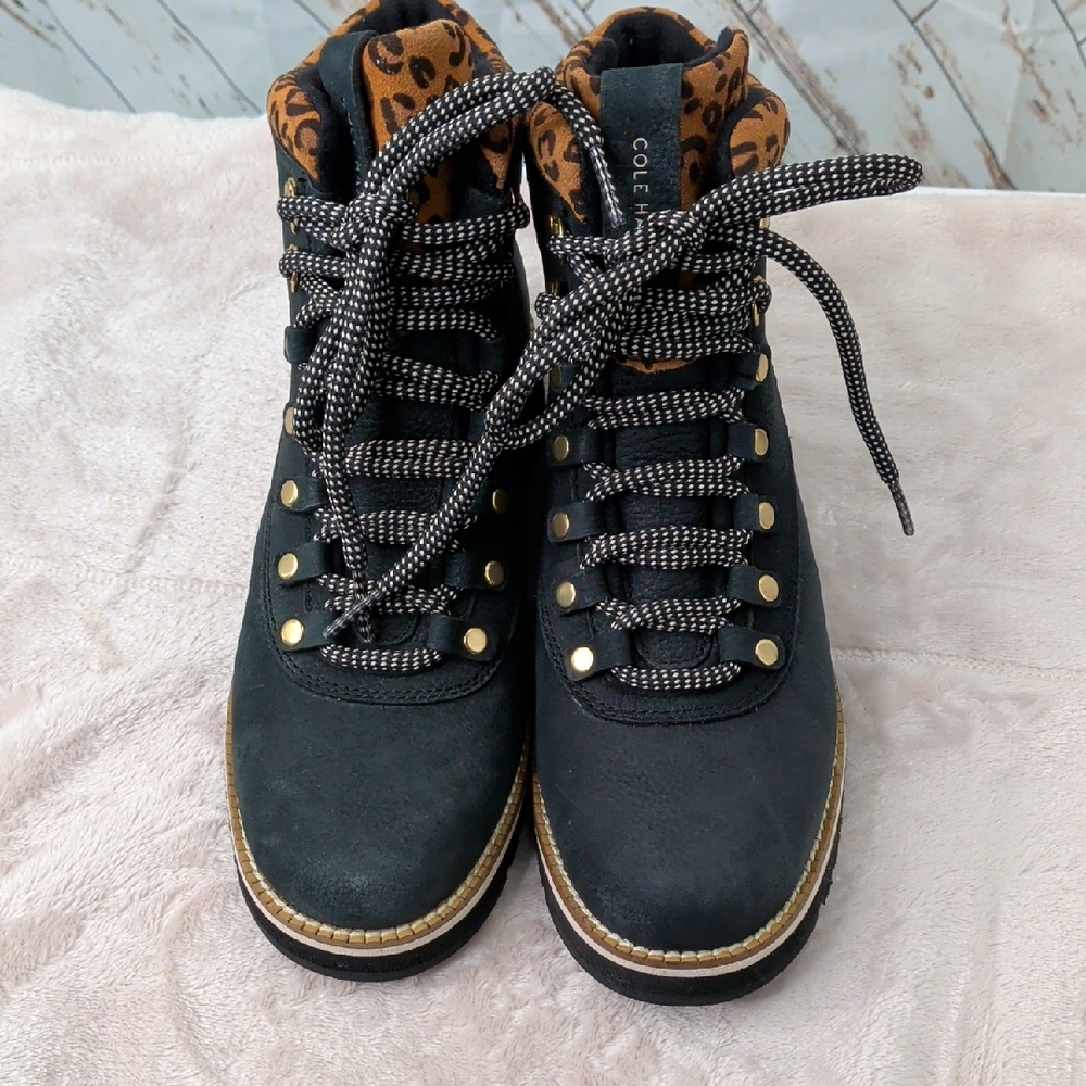 Cole Haan Women‎ Zerogrand Explorer Hiking Boot Waterproof W24319 Black